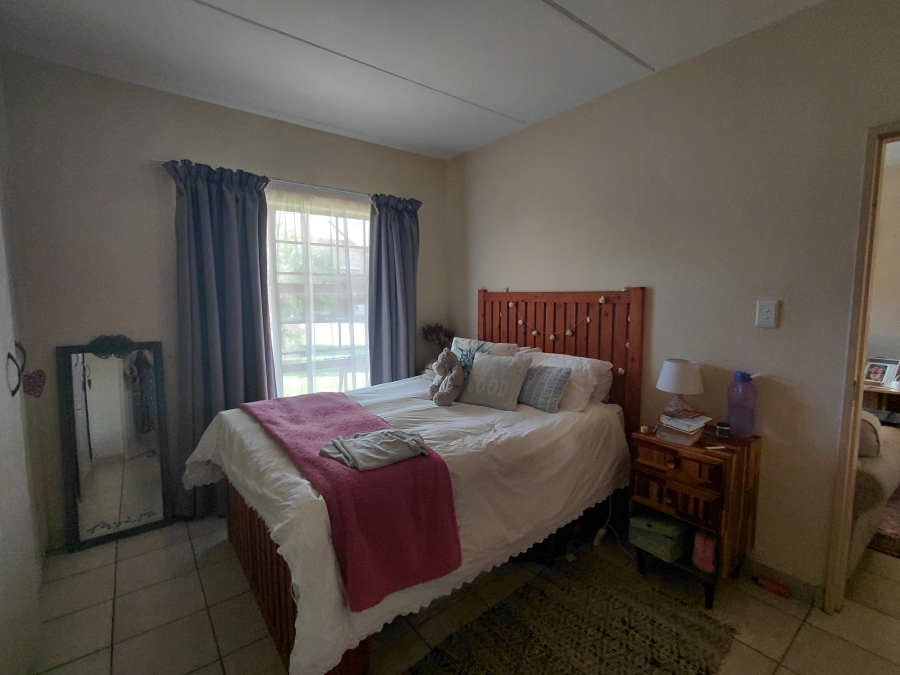 1 Bedroom Property for Sale in Doringkruin North West